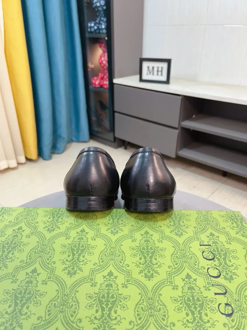 Men's shoes 💰500🌹🌹【GUCCI】The most popular classic Gucci leather shoes. Synchronized with the official website, the upper is made of Italian first-layer cowhide ➕cowhide lining, with unique brand and unique craftsmanship. Highlighting the hot style of the new year. Stop hesitating, stop wandering, get it now. Number: 38--44